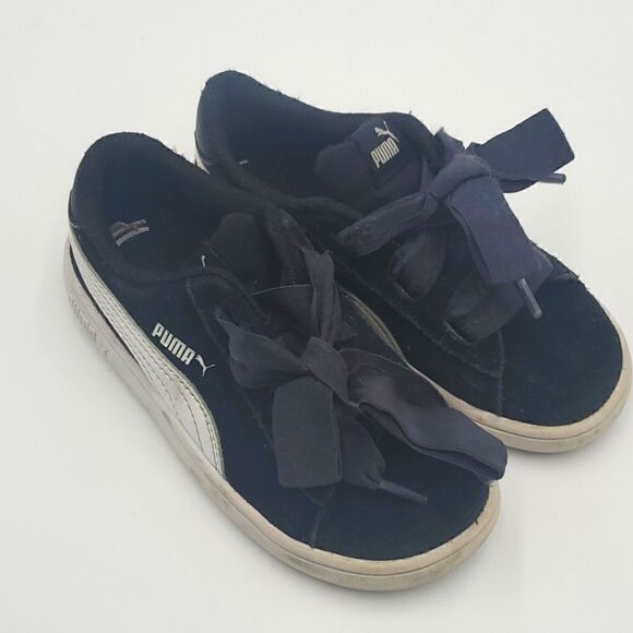 PUMA Suede Hearts Black Sneakers - Size 10C - Picture 1 of 8